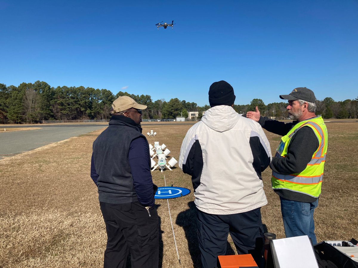 A great day at Horace Williams Airport hosting <a href="/VetstoDrones/">Chris Lewis</a> for drone operations using <a href="/NIST/">National Institute of Standards and Technology</a> courses. Tricky flying!