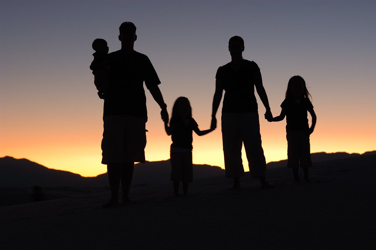 What is the ideal age to start a family?
#CeaseNSekkleParty
#CeaseNSekkle