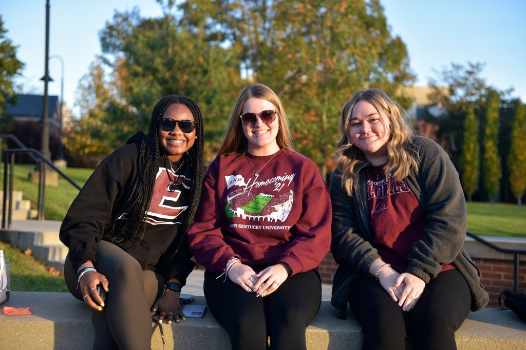 eku's tweet photo. We miss our Colonel-filled campus. We can’t wait to see everyone for Spring 2023. Tag a friend you can’t wait to reunite with next semester! #EKU #ColonelFamily https://t.co/54kqKAsQPH