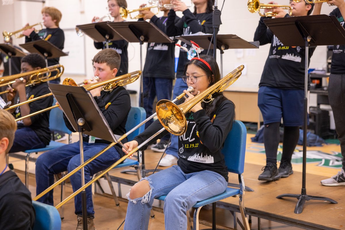 gisdnews's tweet photo. On Thursday, December 15, @AA_Eagles hosted a pre-rally for their Jazz Ensemble to wish them luck for the upcoming Midwest Clinic competition in Chicago, Illinois! Good luck &amp; safe travels!  #TheGISDEffect #BeTheLight https://t.co/01qfkjjo0M