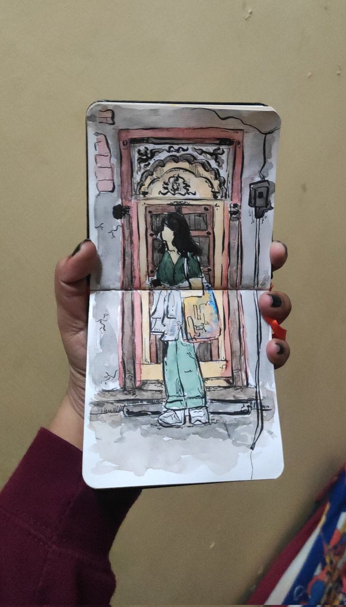 started drawing  things that made me happy  every day last month and it's been so nice  . love mini journals