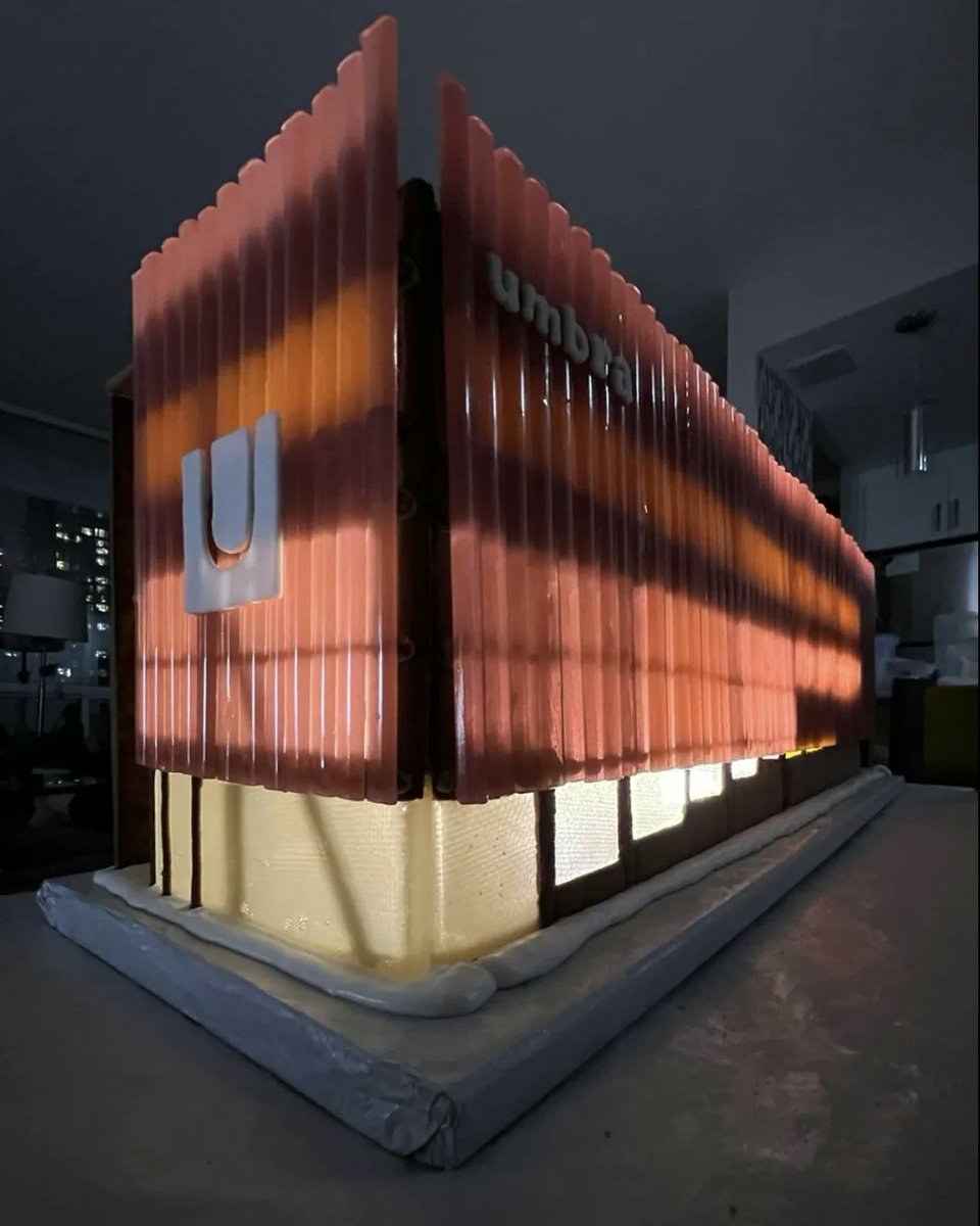 Joel_LeonD's tweet photo. After several weekends of baking, my submission for this year's @ToSoArch #TSAgingerbreadcity is done! This year I made an edible rendition of @umbra_ltd concept store designed by Kohn Shnier  Architects. You can see more pics  + other submissions here: https://t.co/pcLQA3ViOq https://t.co/cgHOMZzU6R