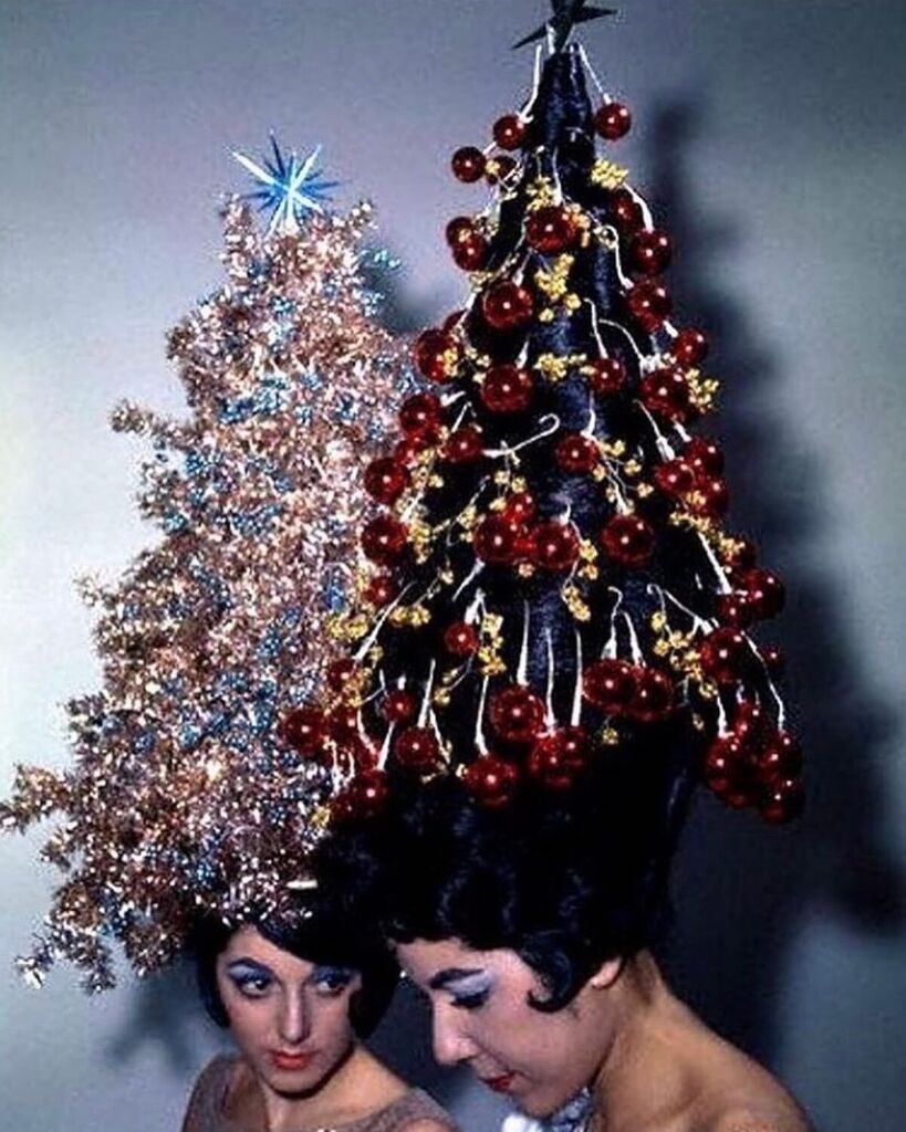 Order by 12pm PST today for standard shipping. After that select a priority option 💌 Our buy 3 get 1 FREE sale is on, perfect for gifting yourself and others at the same time! Use code: GLITTER ✨ at checkout 🎁 find our playlist in our highlights and kick out the Xmas jams wh…