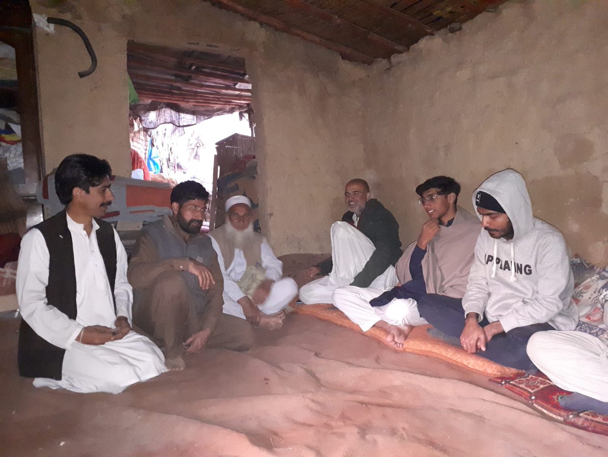 AWPIsbRwp's tweet photo. Corner meeting was held in I-10 basti regarding local government elections Islamabad-2022. Our candidates from I-10 include Gulzar Begam on woman counsilor seat (UC-73, Ward 1) and Noor ul Haq on general counsilor seat (UC-72, Ward 1) with election symbol bulb.
#VoteForBulb https://t.co/0L2nlYqNzc