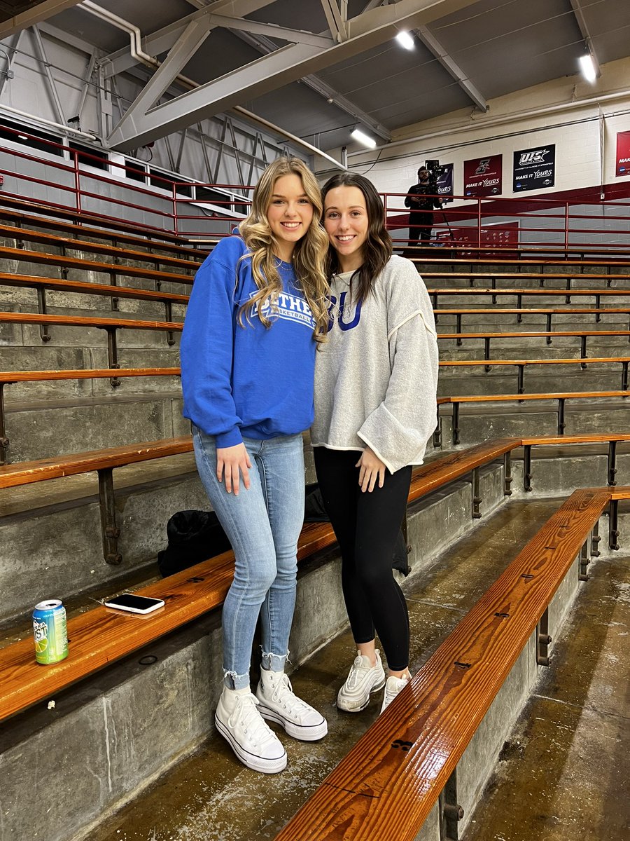 INCane4Life's tweet photo. Great to watch @BUPilotsWBB with these two #FutureBUPilots @HannahRuddle2 @FleetwoodFaith last night! 🔵🏀⚪️ #GodIsGood https://t.co/M0ActYwvrj