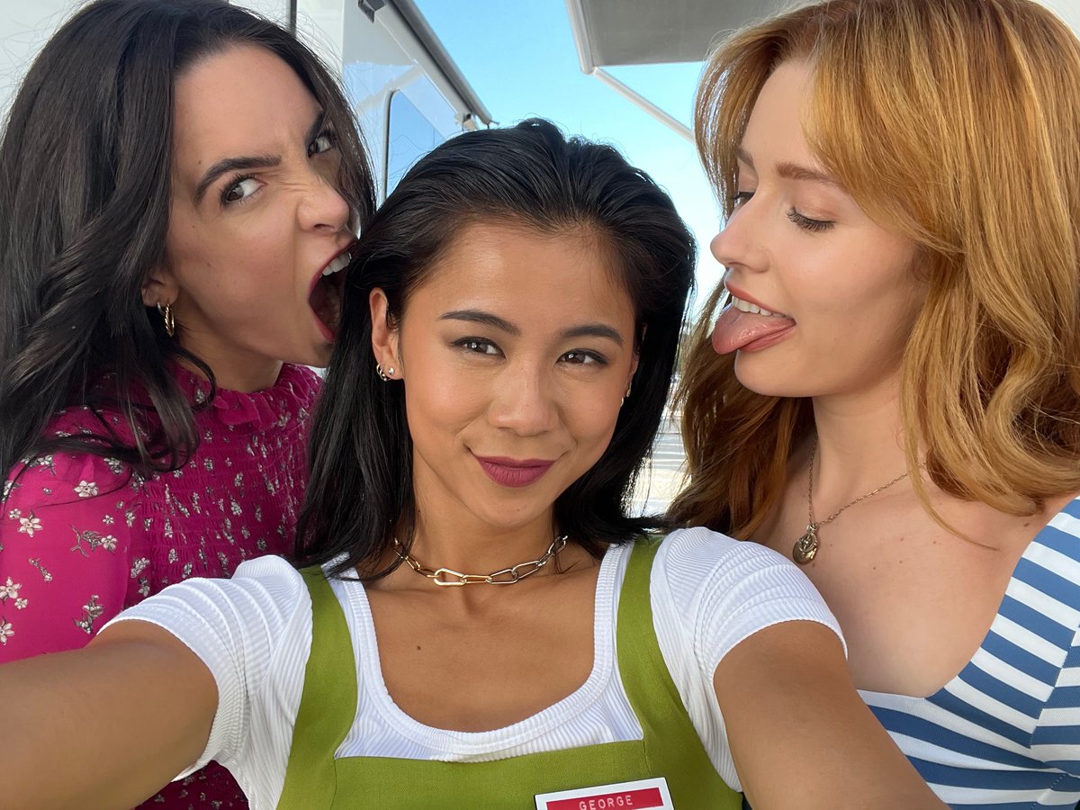 leahmlewis's tweet photo. As we’ve grown together as women the last couple years, I hope you’ve also grown with us. ❤️ 

I’ll miss shooting with these girly pops.  

@cw_nancydrew #S4 https://t.co/1MtpnYLeby