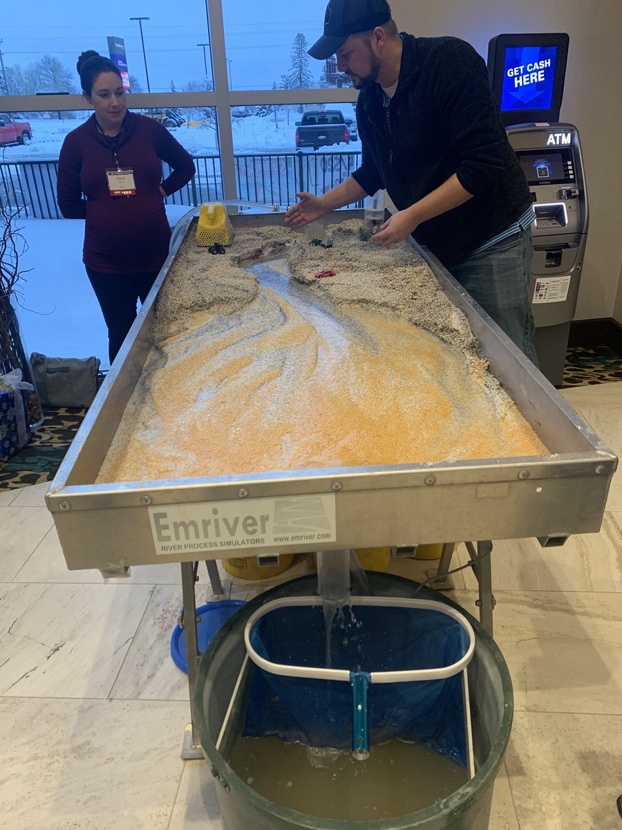 AK35hatesbirds's tweet image. Always down for a weed ID quiz and expanding my knowledge on soil conservation. Thank you @MnSoil and @UMNExt for putting on such a great event! #SMS2022