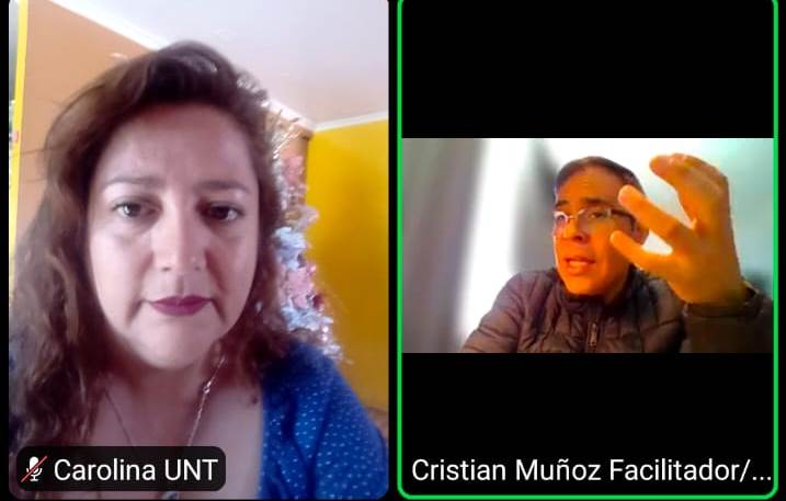 Central_UNT's tweet photo. Porque siempre es bueno cuidar la salud, estuvimos presentes en la Charla ACHS con el sindicato de contact center Integramédica. Conocimos sobre el tema: Teletrabajo y ergonomía. En la fotografía nuestra vicepresidenta de #UNT, Carolina Moreno.
#UNTChile #centralunt #sindicato https://t.co/p2eiHMNfhS