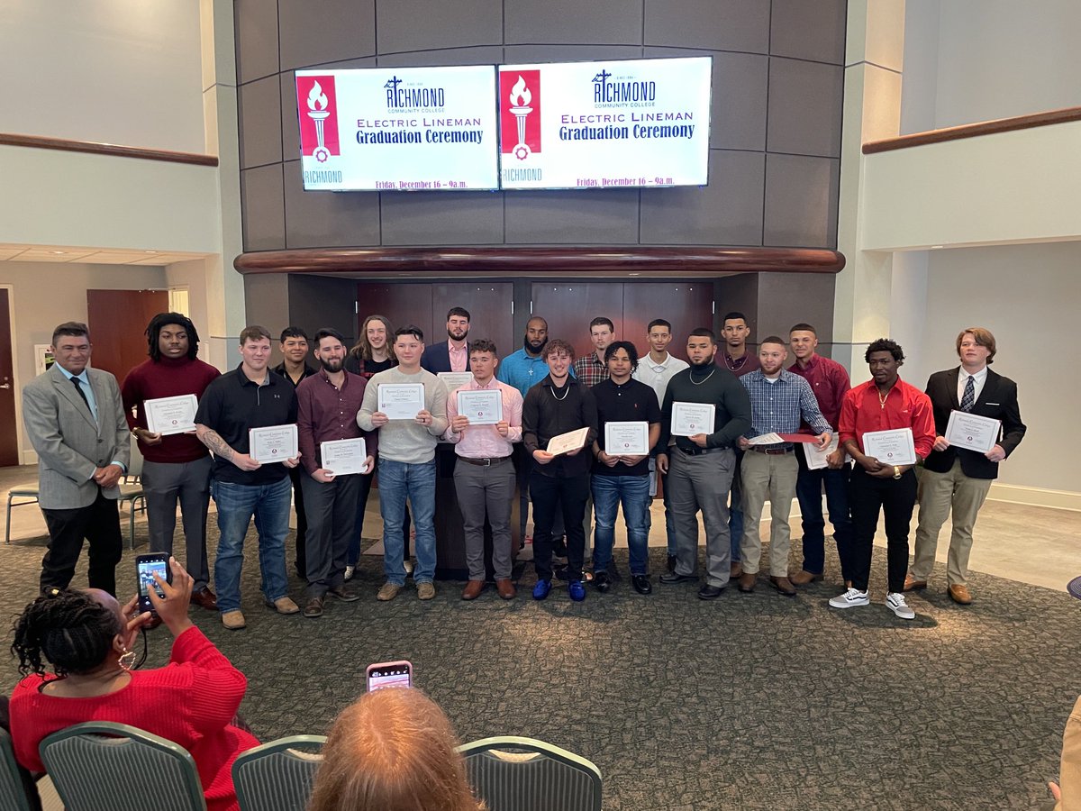 Delighted to represent ⁦<a href="/DukeEnergy/">Duke Energy</a>⁩ and attend ⁦today’s graduation ceremony for ⁦<a href="/RichmondCCedu/">Richmond Community College</a>⁩ Line Worker Program. This class is an impressive group ready to join our industry with a commitment to safety, customer service and teamwork.