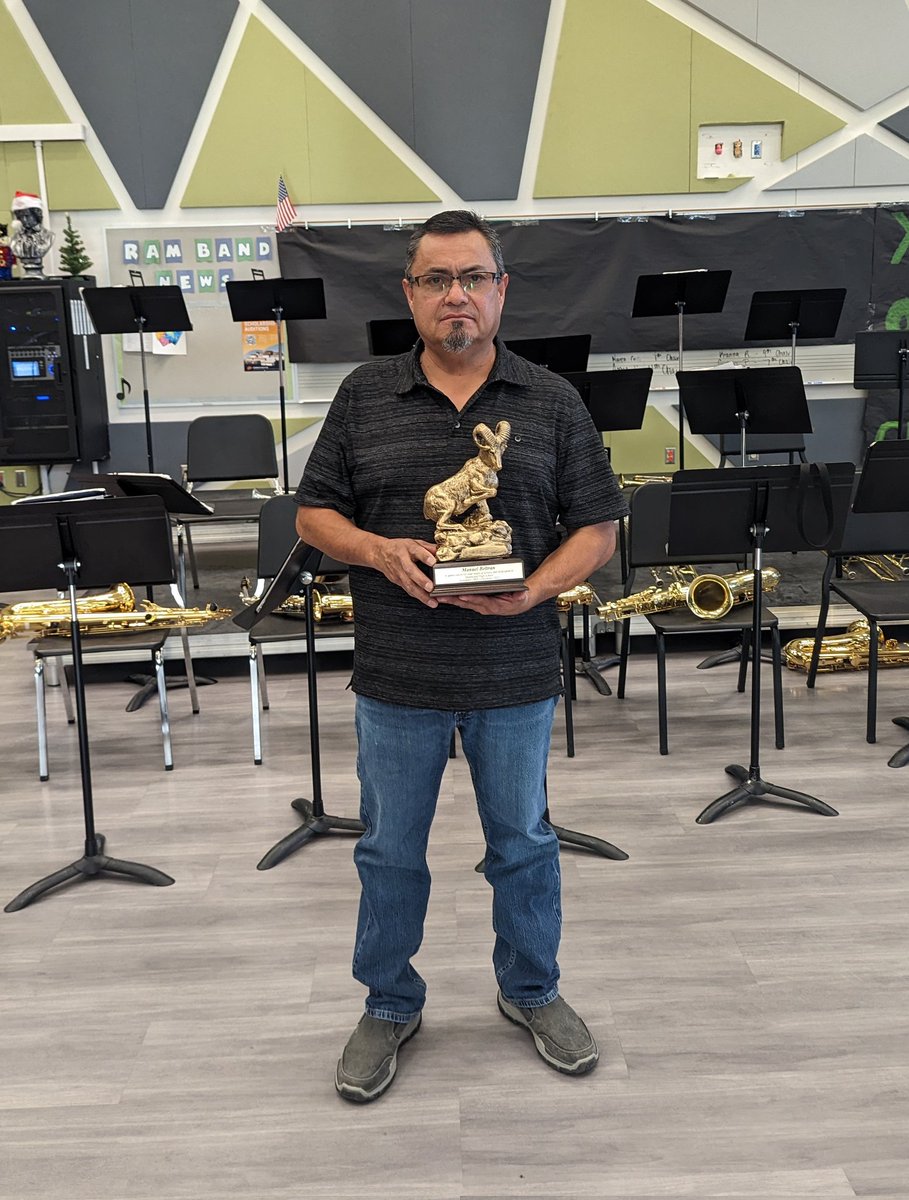 SISD_HS's tweet photo. Congratulations to our Head Custodian, Mr. Beltran on his retirement. Thank you for all you did for our community #TeamSISD #Excellence #earnyourhorns https://t.co/QM1J4gbNZe