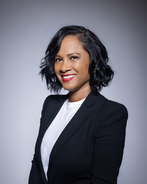 musexpo's tweet photo. Congratulations to Executive Vice President &amp; Head of #FOXEntertainment Music, Mamie Coleman as the first ever “INTERNATIONAL MEDIA PERSON OF THE YEAR” At The 23rd Annual #MUSEXPO “UNITED NATIONS OF MUSIC” #musicsupervision #musicindustry #filmindustry https://t.co/FmF7Tz7fjl https://t.co/upjRvZD3k6
