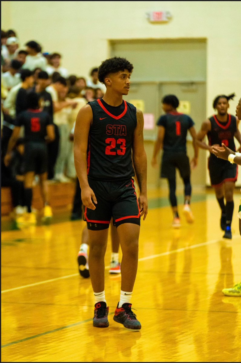 JalenPichardo3's tweet photo. I never looked back. It’s God’s Will…
Year4…. @stahstrojans https://t.co/eiakONKhKO