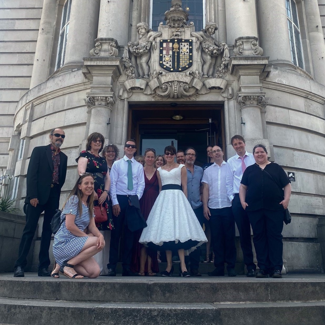 CutEdgeBrides's tweet photo. We've shared one of our real brides over on the blog; Lucy chose a stunning lace short wedding dress. She wore black petticoats and a sash with a large bow which elevated this elegant and timeless look.

Read about her on our blog here: https://t.co/9Cq8FbpS12 https://t.co/vtOOMLBD1o