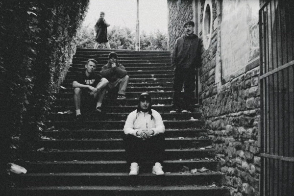 Videos: XL Life: "Baby Steps" (featuring Bob Vylan)
ift.tt/2ufFQTi