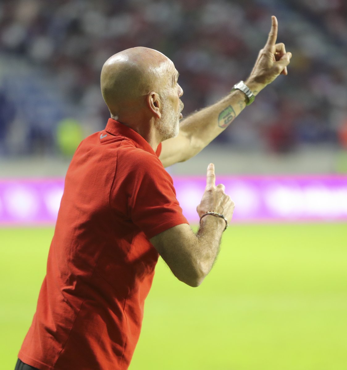 Mister Pioli 🫡🫡🫡

#DubaiSuperCup2022