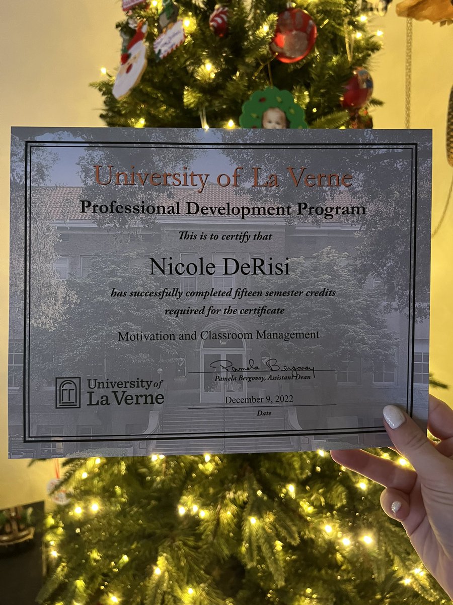What a lovely holiday gift! Certified in Motivation &amp; Classroom Management👩‍🏫📚📝 <a href="/ULaVerne/">University of La Verne</a>