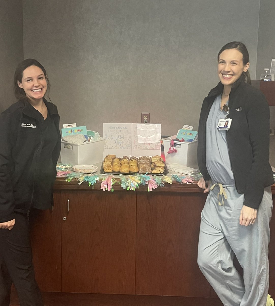 BeaumontCards's tweet photo. Celebrations are in order for these two soon to be mommas! Congrats to Dr. Stacy Willner and Dr. Olivia Allen! We are excited to meet your new babies soon! @StacyWillnerDO @OliviaMAllenDO https://t.co/81hlKbHlEo