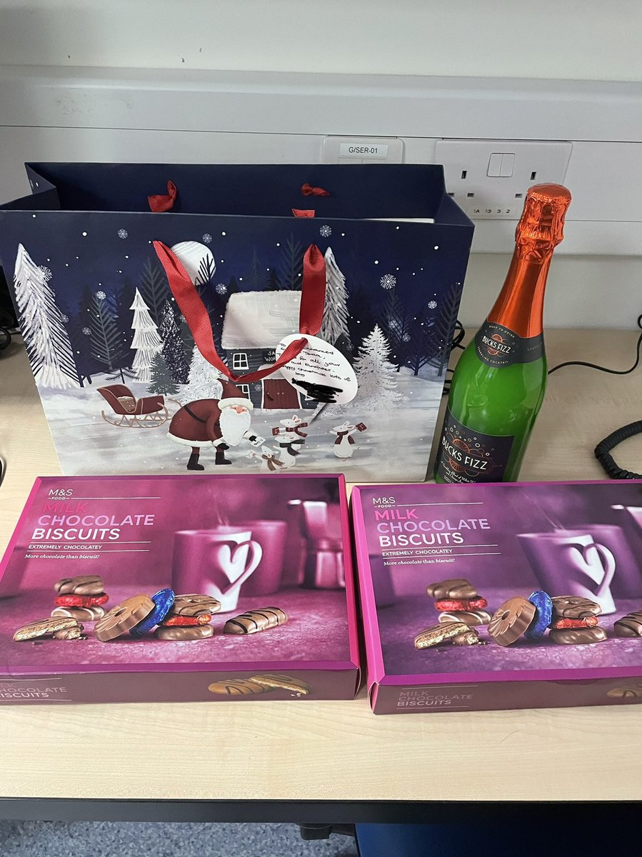 BHR_ESCteam's tweet photo. Lots of lovely Thank You gifts arriving in the ESC office today 🥰proud of our team and the work we do!#enhancedsupportivecare #macmillan @BHRUT_NHS @ClarabelleBail1 @JemmaOreilly2 https://t.co/q0WSe5lFdE