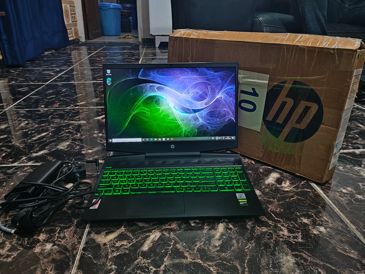 NakpodiaSimeon's tweet photo. Can't believe I got my myself a Brand New Laptop pressing my Smartphone🥺♥️

Close to 400k well spent thanks to @digitstem 
for making it possible🎉 and my mentors
@Coach_Joshua1 @MartinsOsimen_ 
 for their Life changing mentorship

If you like Dey Play!!!😂
Na 100L buy this one https://t.co/zMYKBnYbVW