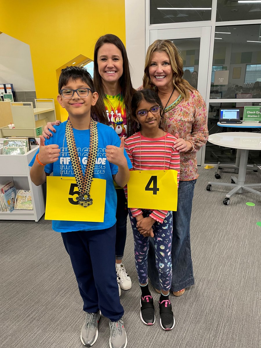 smithelem_Noel's tweet photo. Congratulations to our Smith 🐝spelling bee 🐝winner, Arnav Jain!  Our runner-up is Tarika Aravind. All of the spellers did a great job today.  Be sure to support Arnav in the district spelling bee on January 19 at 5:30 PM at the Hunt Middle School cafe! #SMITHSTRONG💪 https://t.co/N41ZJElKaB
