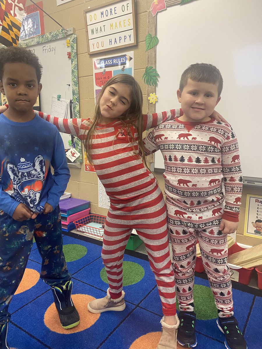 Cozy in our pjs for Pajama Day today! <a href="/SolleyAACPS/">SolleyAACPS</a>