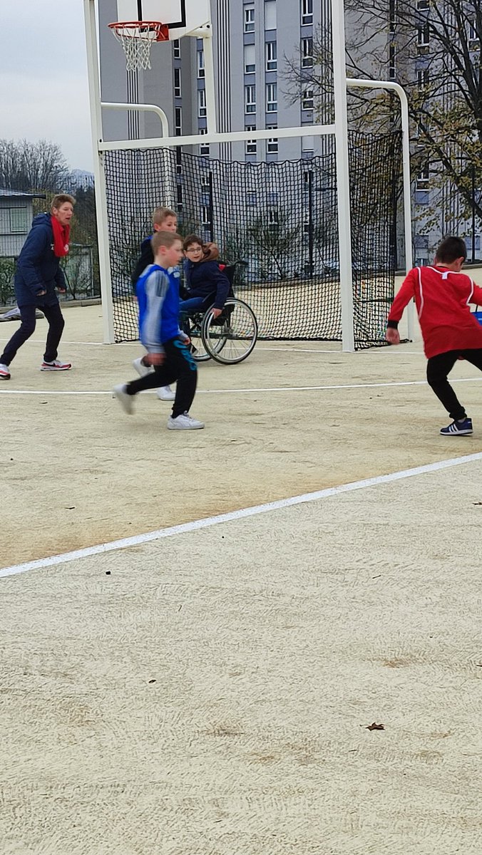 Usep50's tweet photo. Fin du projet de sensibilisation aux handicaps à l'école #Samuelbeckett de la @villedesaintlo. 6 semaines, 62 enfants mis en situations, 3 handicaps vécus sur le temps du midi. Une aventure vécu par toutes les écoles de #Saintlo depuis mai 2021.
@Ligue_Normandie
@usepnationale https://t.co/FrNwjBACae