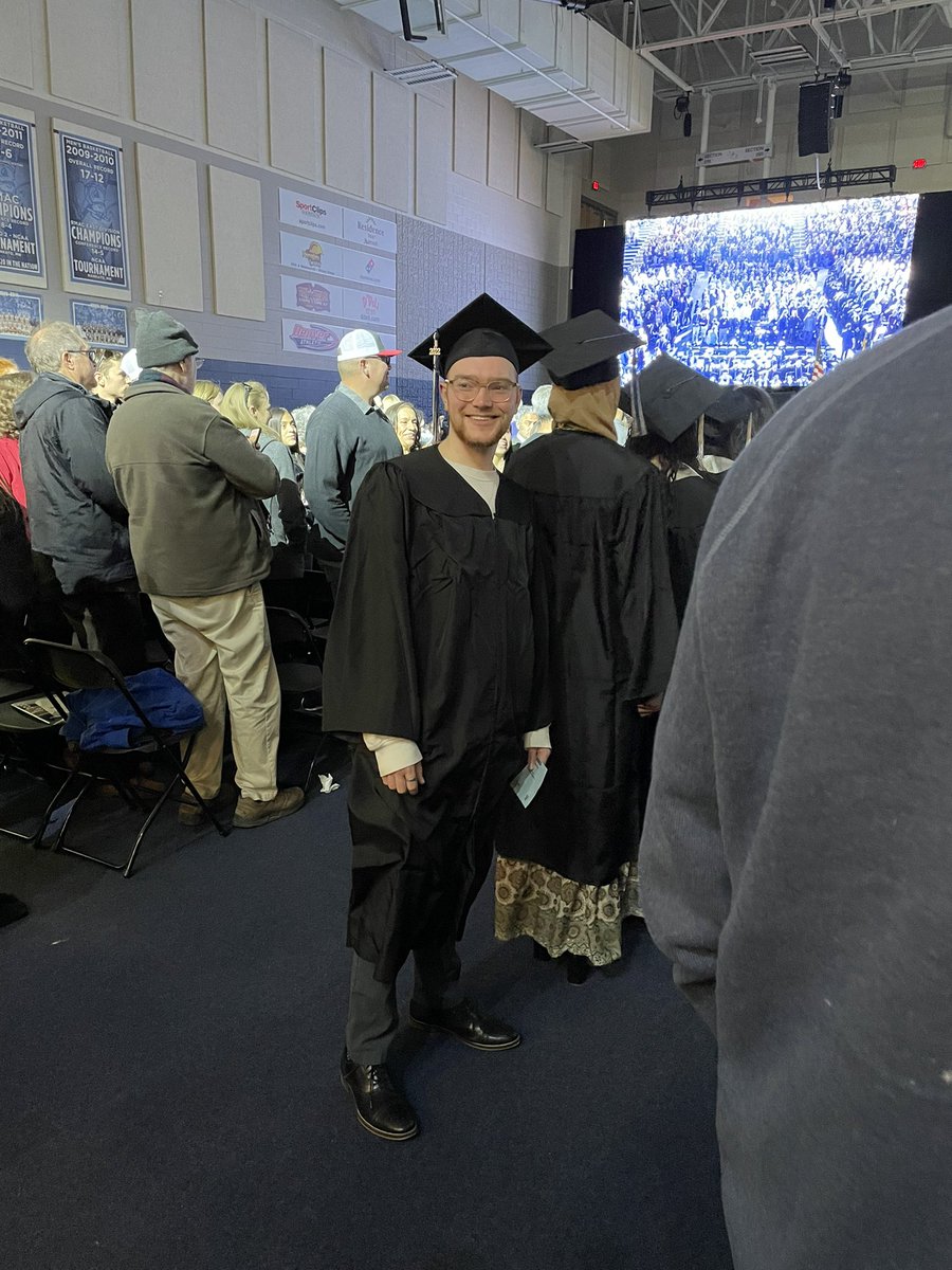 KayleenTruex's tweet photo. Proud Mama of a college graduate from Colorado School of Mines!  Congratulations, Seth! #chemicalengineering https://t.co/yQ2AKPpK6H