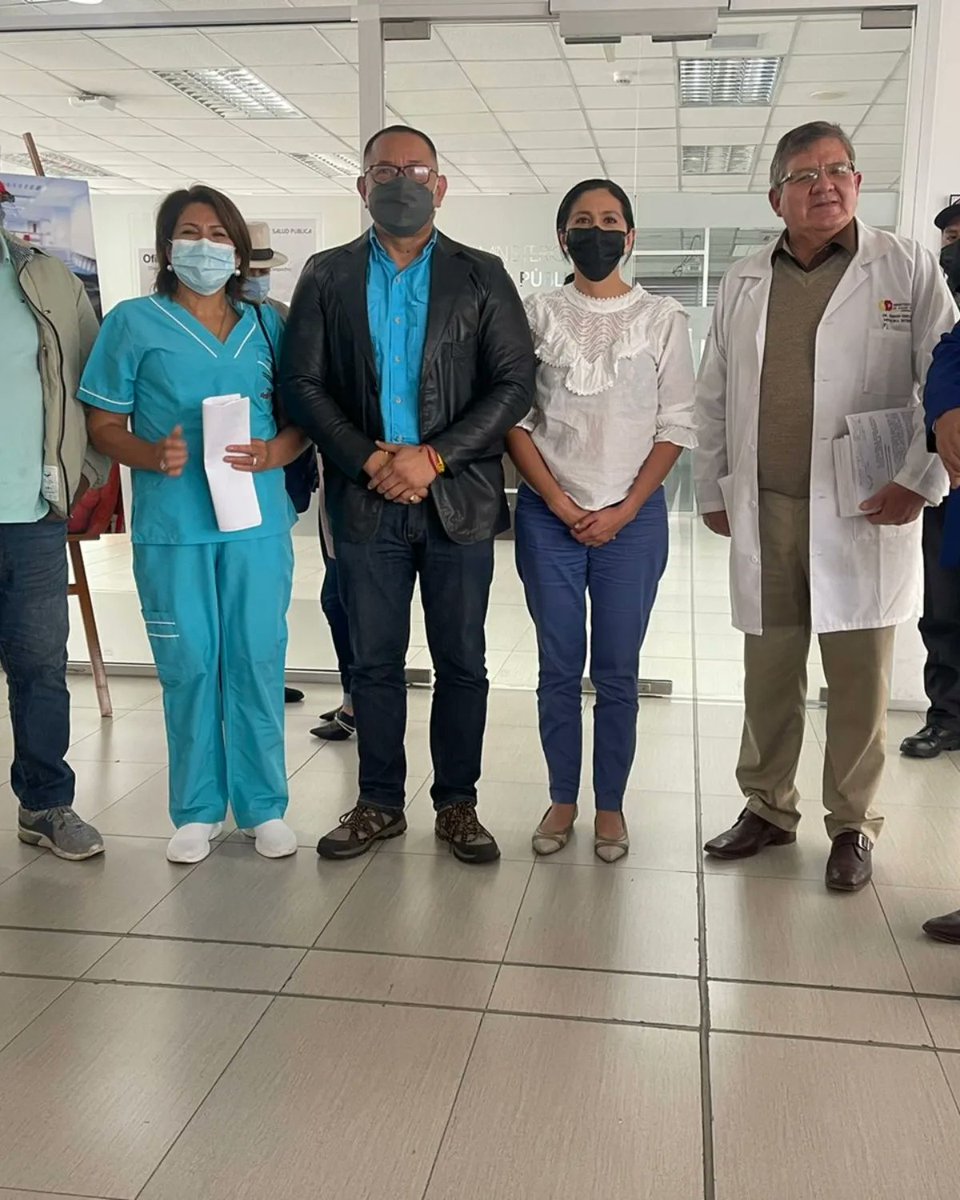 AbRonalGonzalez's tweet photo. Insistimos, ahora con la presencia del sr. Ministro de Salud, para que se concreten los nombramientos de médicos, enfermeras, auxiliares y operarios, choferes y ayudantes de limpieza despedidos después de la pandemia pero amparados por la ley.
#RonalGonzálezAsambleísta. https://t.co/IbnI2Vd5oy
