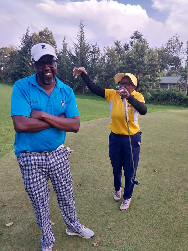 itsKJtheone's tweet image. The 2nd round of 5, of the Annual Christmas Dishes Matchplay Competion took place earlier.
Scores... 1 : 1 vs the Missus @Frankiewgichuru 

Tomorrow, game 3. 
#mbeleikosawa 
#hackersparadise
#KerichoGolden