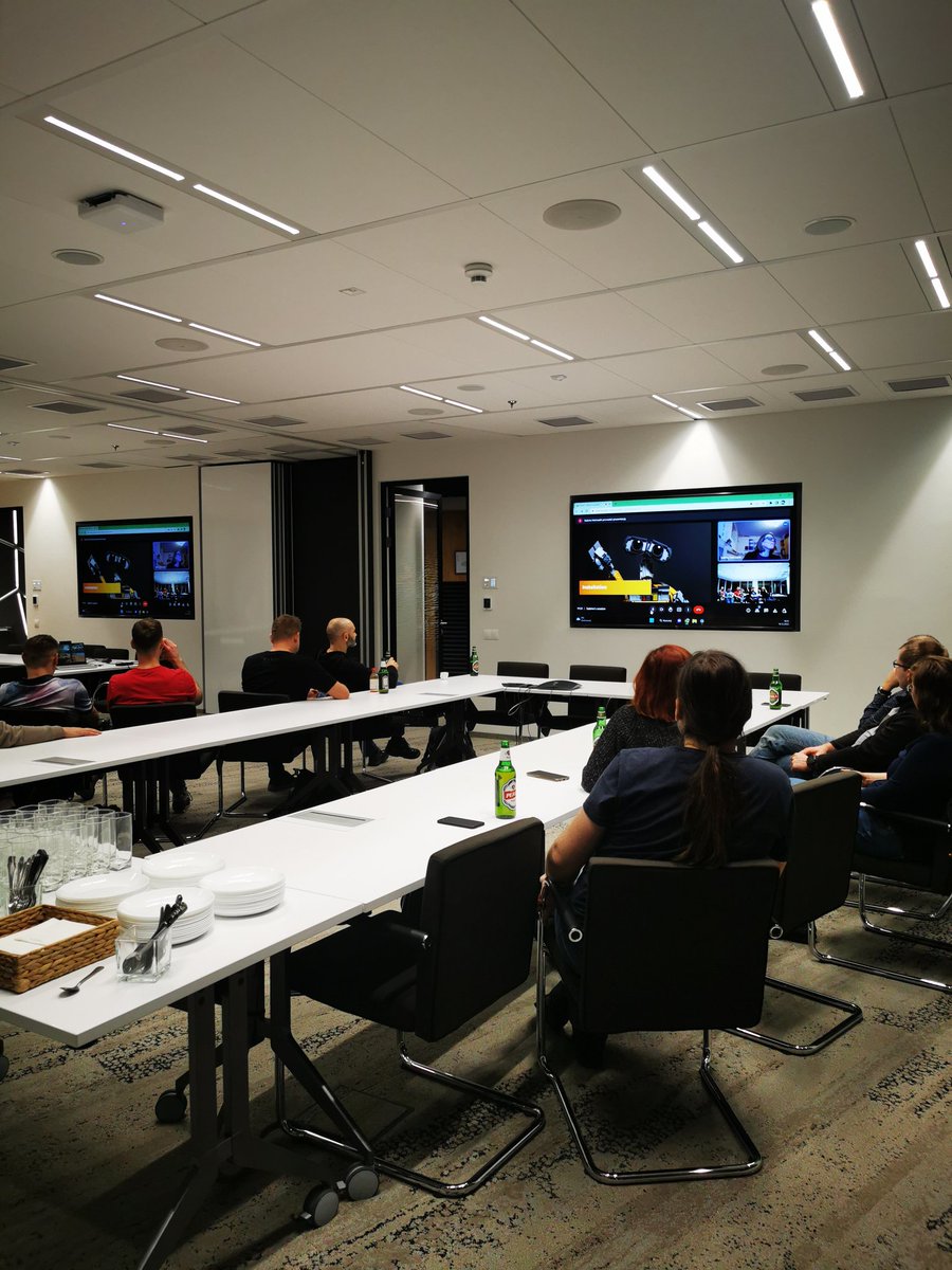 POUG_ORG's tweet image. And now we&apos;re going hybrid with @oraesque 👏#PWOW #POUG