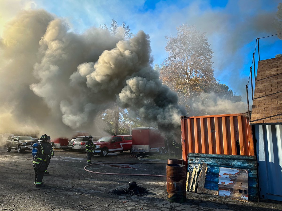 JakeMiille_Fire's tweet image. Live fire evolutions at the Chico Fire Training Center. We’re fortunate to have a custom-built training facility. Many Chico Firefighters have shown incredible pride and ownership in the development of this facility. #ChicoFD #ChicoFirefighters