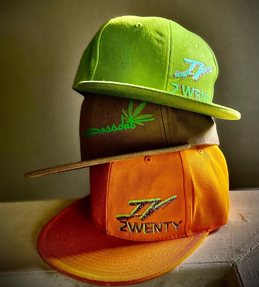 battle_derek's tweet image. High Cappin..#quad #layed #passdat #apparel