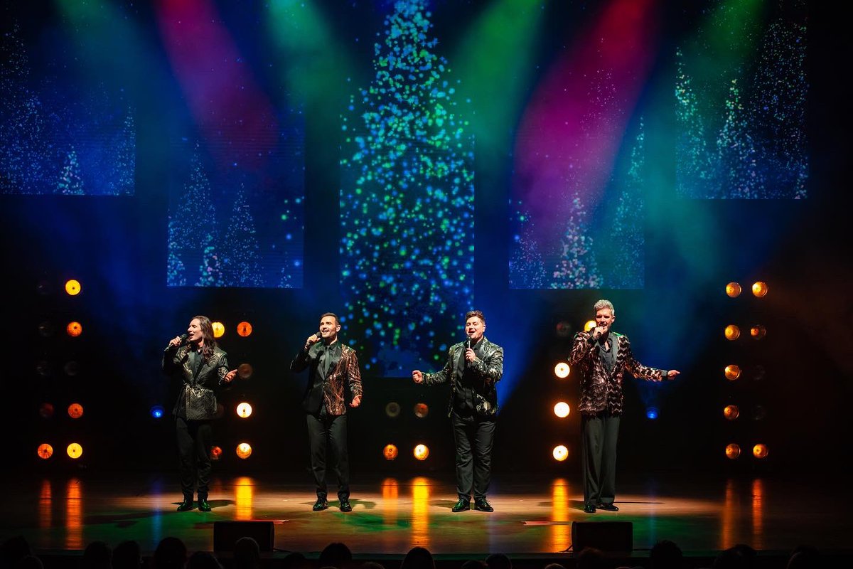 🎁 One More Sleep 🎁

We recorded this for you, our #Collaborators as a thank you for all of your support ❤️

We wish you all a very Merry Christmas and a wonderful, happy, healthy New Year 🥰

youtu.be/ZvHcPduwyIc