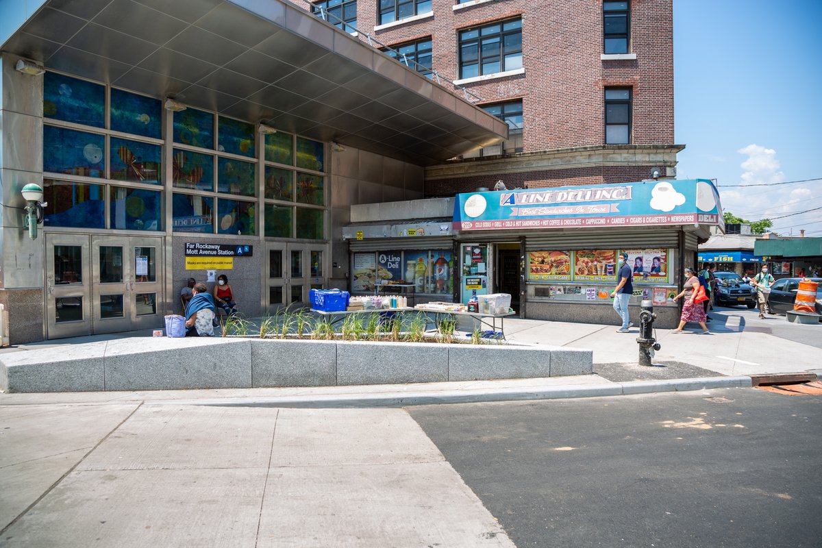 NYCDDC's tweet photo. In 2022, DDC completed vital infrastructure work in Downtown Far Rockaway ahead of schedule and under budget, bringing new streets with new pedestrian space, green infrastructure, and other critical upgrades. https://t.co/1Gt1lxXKox https://t.co/kCu21mcXYg