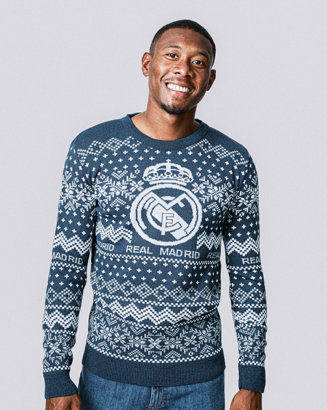 Madrid Zone on X: "Real Madrid's Christmas jumper. 🎄  https://t.co/pxcyc3L9ZG" / X