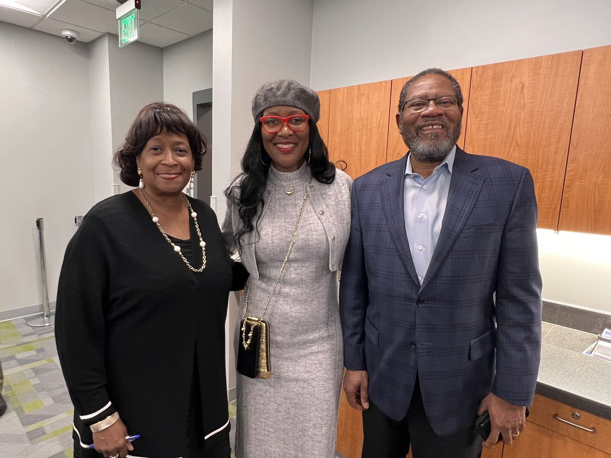fulcolibrary's tweet photo. We are so pleased to officially re-dedicate the Edward Moody Community Room at the Mechanicsville Library, along with @marvinarrington and @NatalieWHall and the entire Moody family. https://t.co/9OC19wfhYD