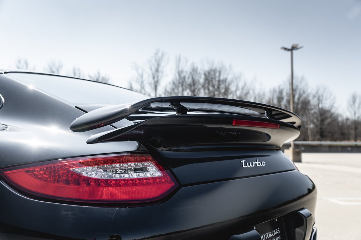 porsche__porn's tweet photo. #porsche https://t.co/8o5RnHCoGj