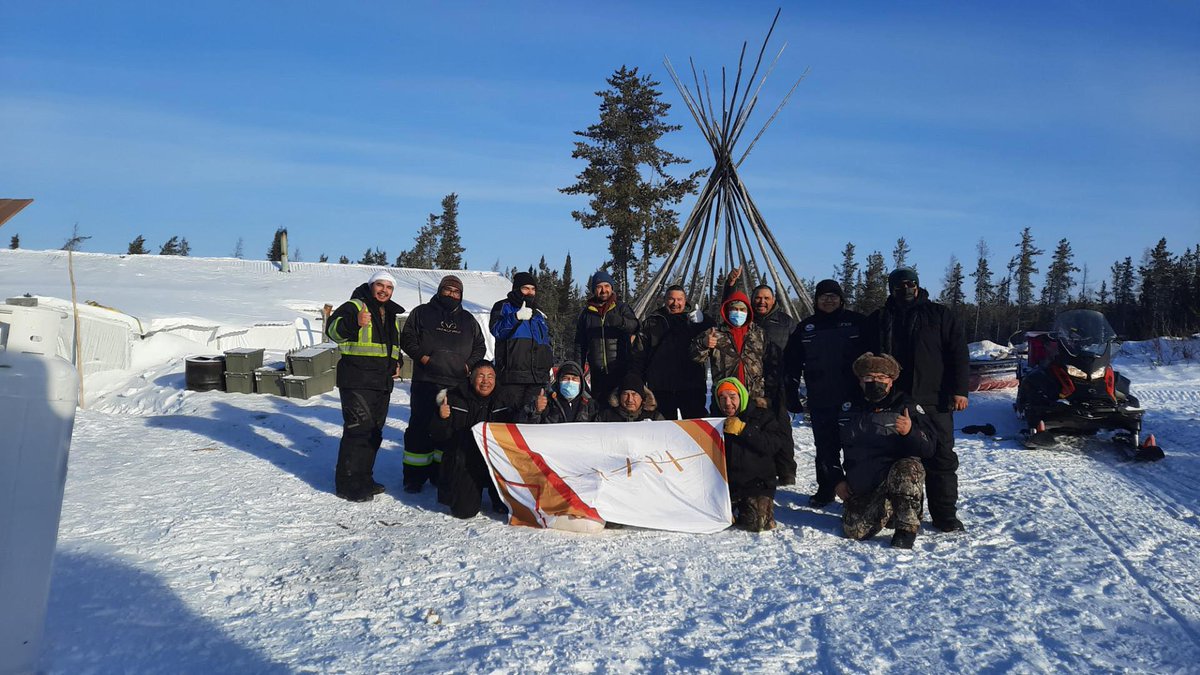 The MAAMUU NISITUHTIMUWIN / MATINUEU-MASHINAIKAN ATIKU EUAUINAKANIT which translates to " Mutual Understanding / Mutual Understanding on sharing of Caribou" was first signed on January 24, 2022 after years of efforts and collaboration between both Nations to find solutions