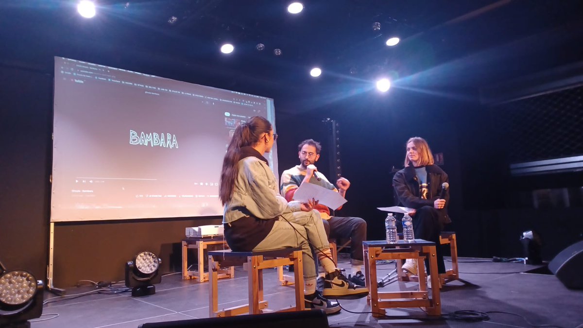 LefebvreFred59's tweet photo. Forte affluence à @laCPublique pour la projection du documentaire "Écoute les murs tomber" proposée par le #labo148, incubateur créatif de la jeunesse suivie d'une rencontre avec DJ Ghoula, artiste tunisien.
Une démonstration de l'attachement du "jeune" public à la programmation. https://t.co/G8Q8FraPvR