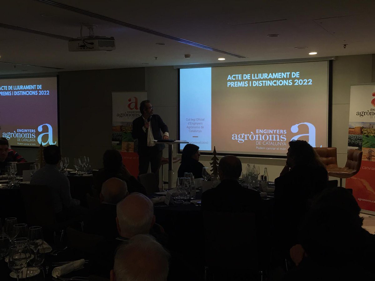 Eng_Agronoms's tweet photo. 📢 Comença l'entrega premis i distincions del COEAC 2022‼️

🎖️ Nous col·legiats i col·legiades
🏆 V Premi d’Excel·lència al Millor TFM 
🏆 V Concurs de Fotografia COEAC
🎖️ 50 anys de col·legiació
🏆 III Premi Alimentem el món
🏆 V Premi Gent Per Canviar El Món

#JuntaGeneralCOEAC https://t.co/YtAxBd8ChV