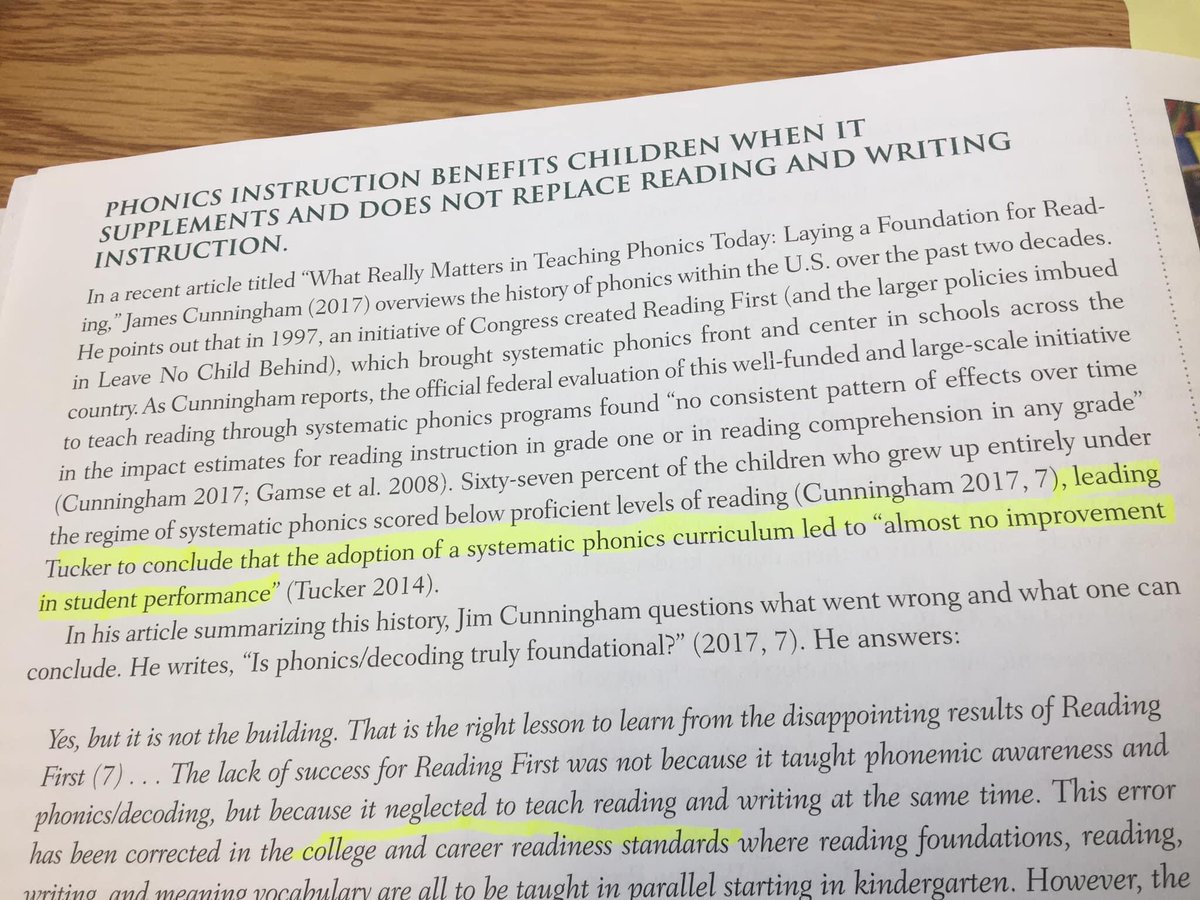 JAMESch1v27's tweet image. Many point out that Lucy Calkins has added a phonics curriculum, but have you read her teacher guide books for phonics?

Here are some quotes from the kindergarten phonics guide books.