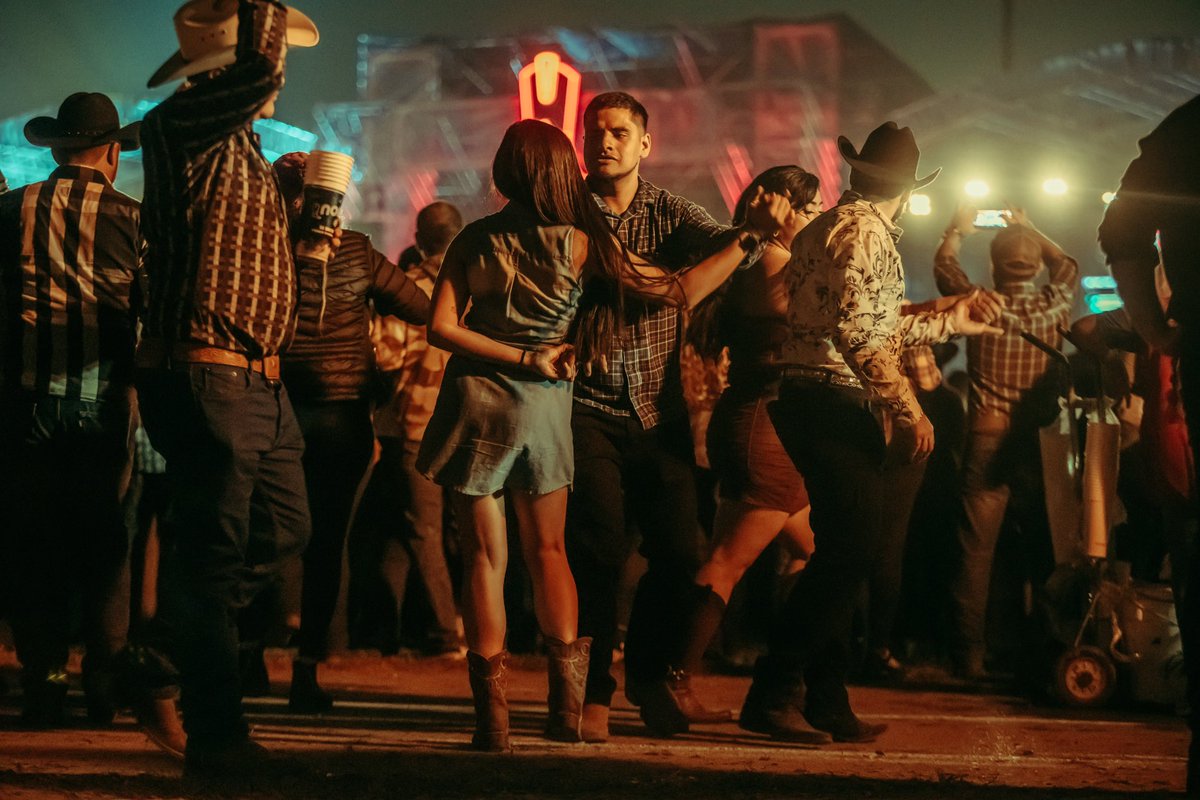 NortexFestival's tweet photo. ¡El baile con @LosTigrillos1 en #Nortex2022 fue de otro nivel! 🔥 ¿Cual fue la canción que más disfrutaron vaqueros? 💃

#YoSoyNortex https://t.co/dwmnQmncrr