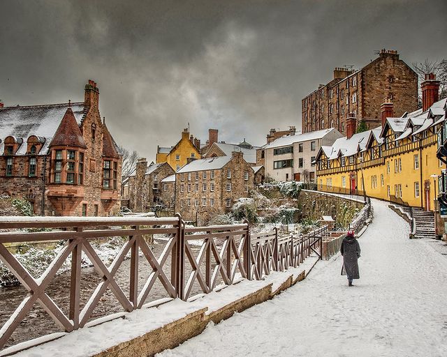 #DeanVillage, #Edinburgh in the #snow.
Great 📷: IG: paul_watt_photography 
#ThisIsEdinburgh #Scotland #ScottishBanner #ScotlandIsNow #LoveScotland #LoveEdinburgh #ScotlandIsCalling #Winter #VisitScotland