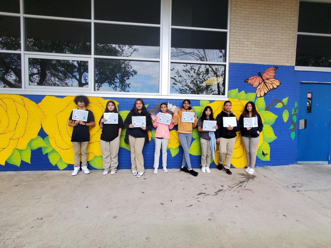 ManuelUmanzor15's tweet image. Big shout out to Ms. Ortega’s STEM Class for showing out big for #HISDecoded/#12DaysofCode and investing so many hours in all the fun activities this year. @HISD_Inst_tech