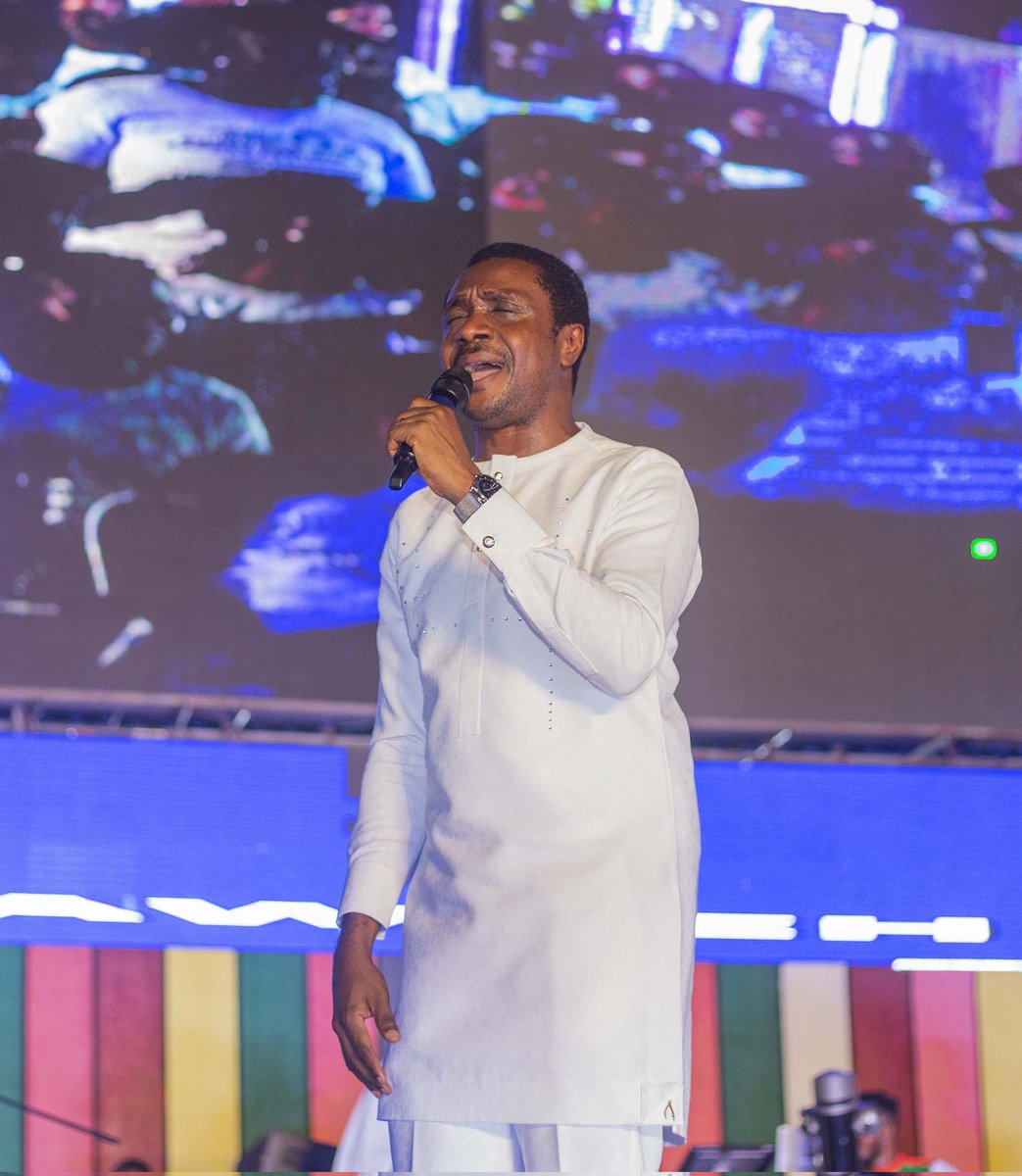 ConsulTee_Ideas's tweet photo. #AKCAROLSFEST2022
@nathanielblow https://t.co/sknrXNzbRc