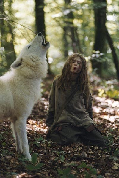 ChristineV8's tweet photo. According to an old Polish superstition, a child born on Christmas Eve or Christmas Day will grow up to be a werewolf.

#SuperstitionSat #GothicAdvent #Werewolf https://t.co/0nO26vFS2l