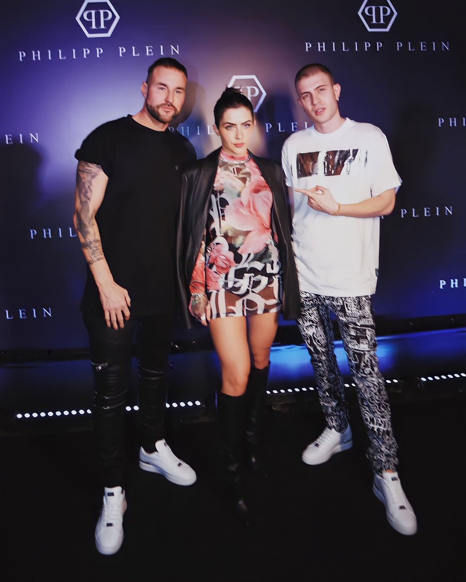 LeoPicon's tweet photo. 22/21 welcome to brazil Philipp Plein 🇧🇷 
@jadepicon https://t.co/dHfHMjIdtk