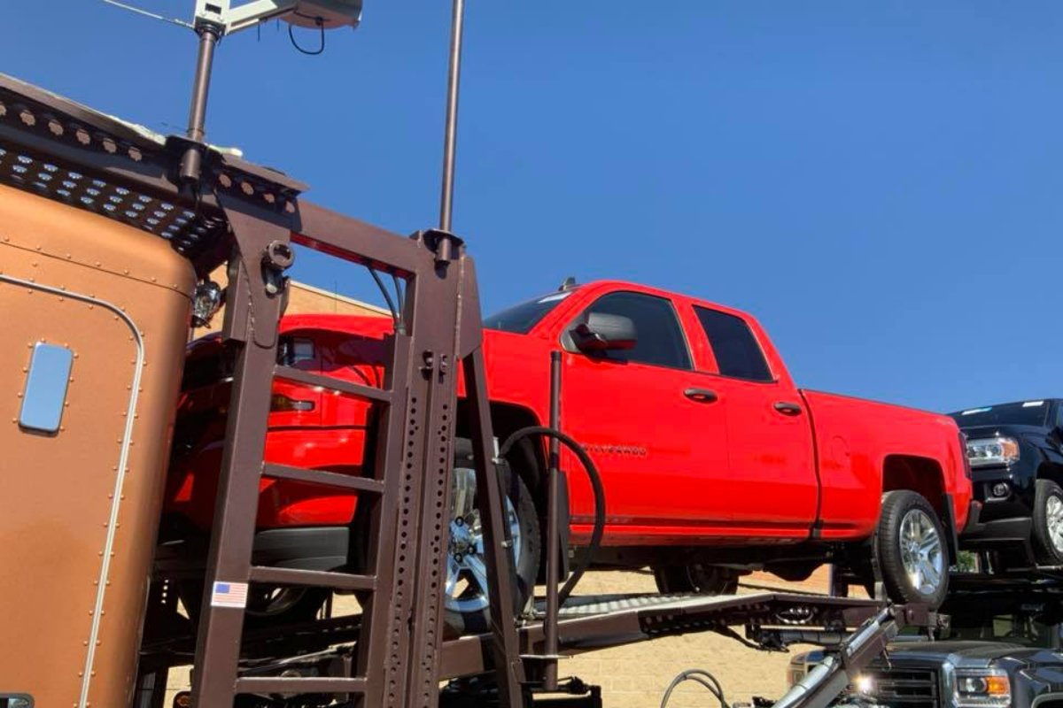 Super_Auto_Co's tweet photo. Santa's been checking his list twice, and it turns out we've made the nice list! Thanks for trusting our helpful team all year long with your vehicle's needs. https://t.co/jEJfOyarsK