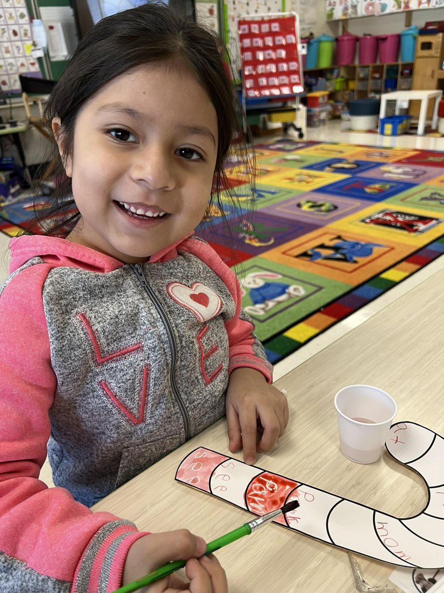 Priscilla Edwards (@prisedwardsenl) on Twitter photo Some sight word magic with <a href="/JeanneRichK/">Jeanne Richards</a>! White crayons and water colors creating magical fun! 🖍️ #proudtobeLB Some sight word magic with <a href="/JeanneRichK/">Jeanne Richards</a>! White crayons and water colors creating magical fun! 🖍️ #proudtobeLB