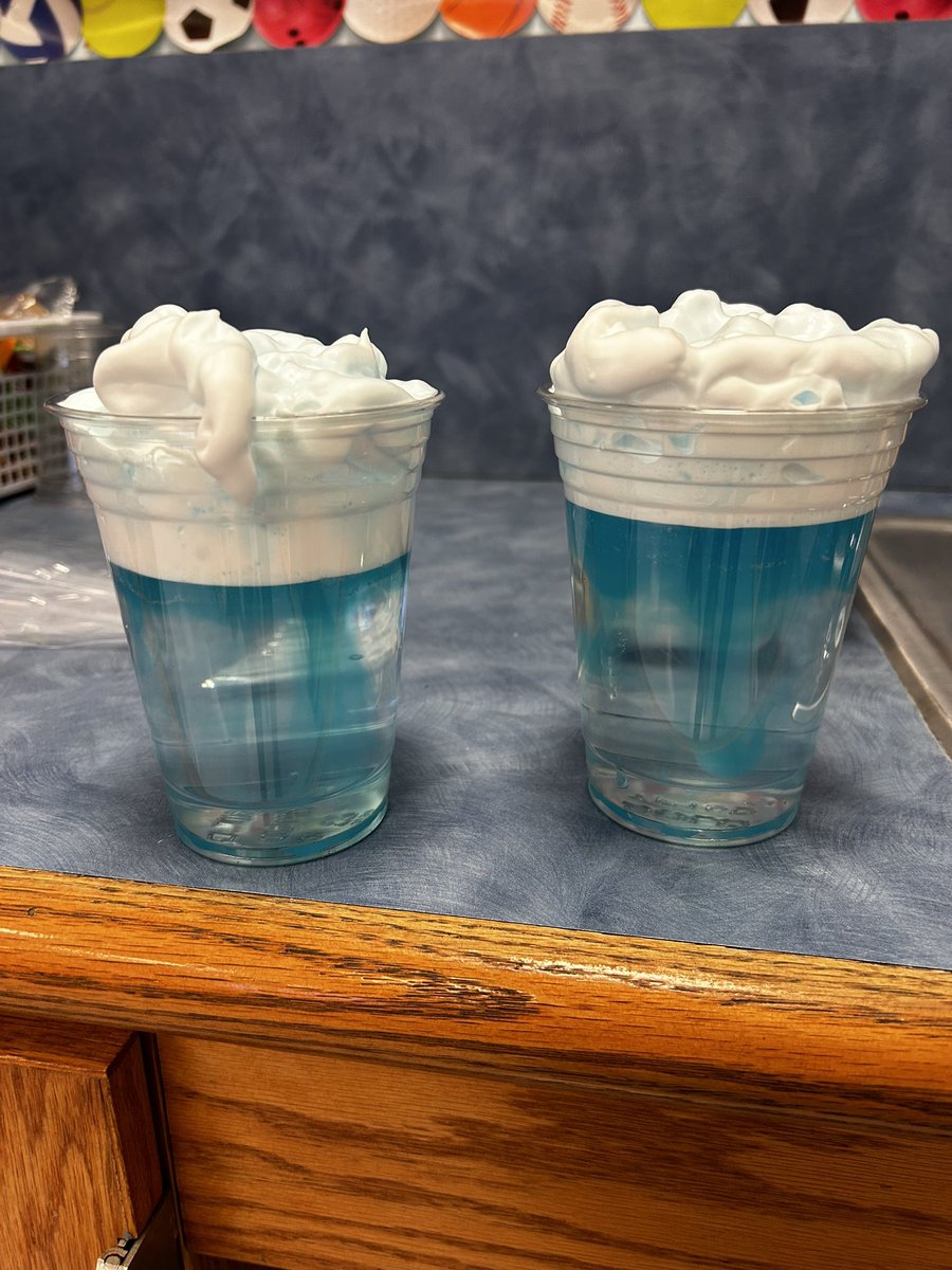 MissHarman_ENL's tweet photo. After learning about the water cycle, students did a science experiment to see how “full” a cloud needs to get before it starts to rain. They even learned some TPR movements to go along with the water cycle! #phwaves #RiverheadRising #EnglishLanguageTeaching https://t.co/1KPQYHuO13